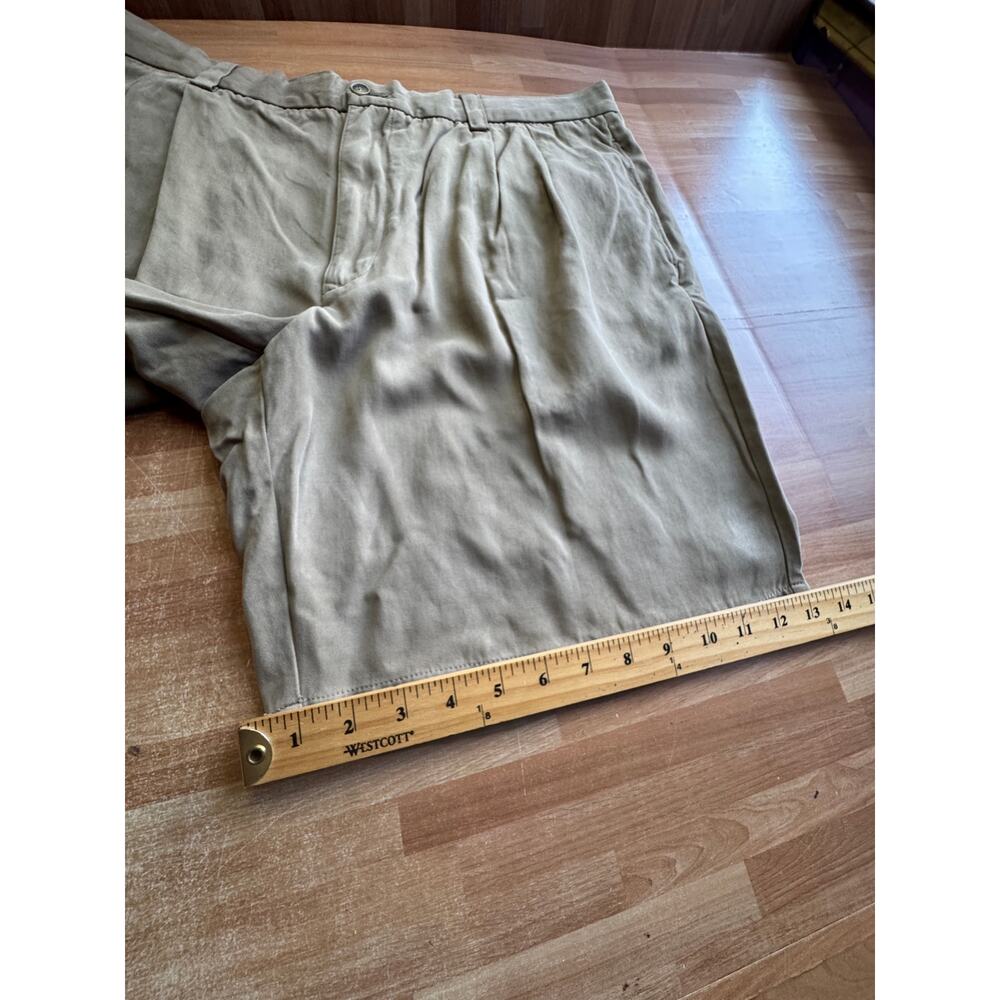 Tommy Bahama khaki, silk, men's flat front Chino golf shorts size 38 - Picture 6 of 14